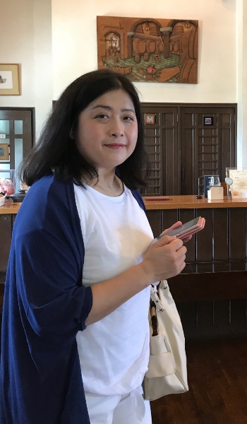 小川りえ
